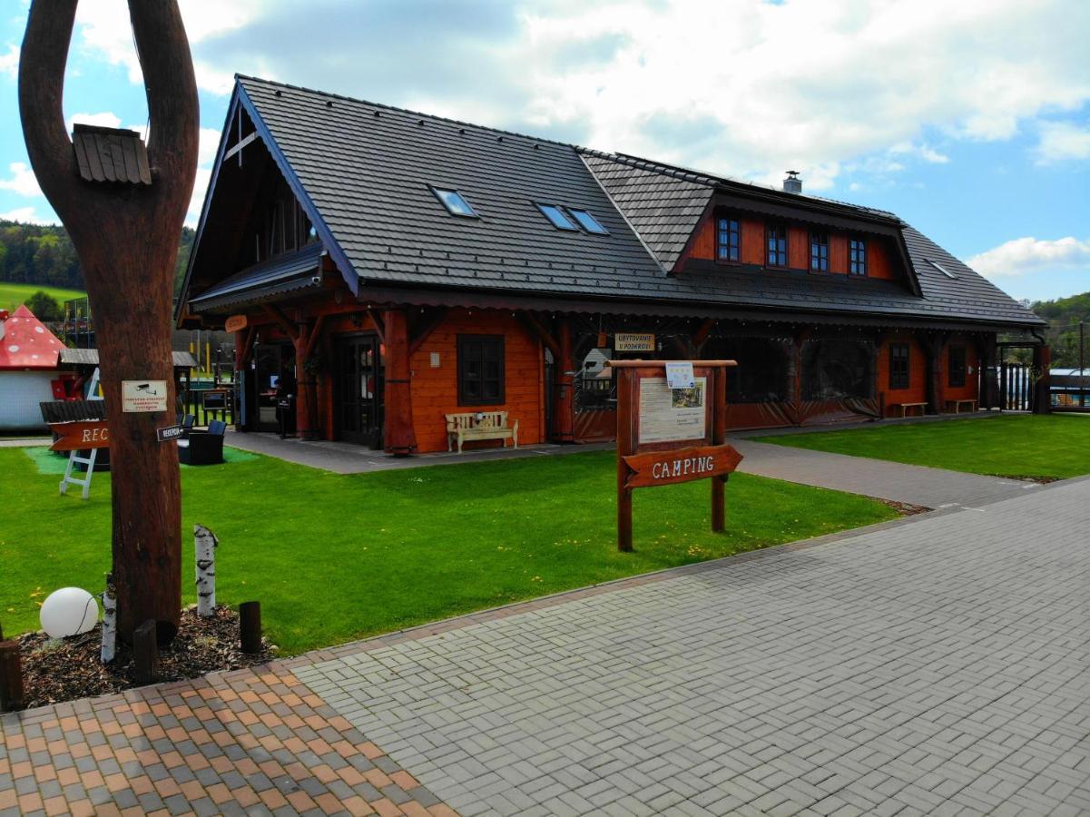 Ubytovanie Koliba Pacho - Zrub Jolanka Prievidza Exterior foto
